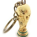 20_12770101._2014-world-cup-mascot-football-fan-souvenir-trophy-keychain