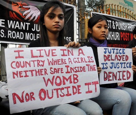 Women protesting in India